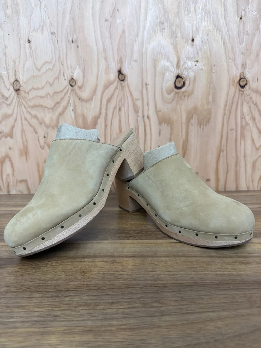 Madewell Nubuck Leather Clog Mules Tan Wooden Heel Size 8.5 - Picture 5 of 9
